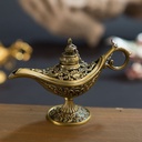 فانوس مضئ علي شكل مصباح علاء الدين باللون الذهبي لاجواء رمضان يعمل بالبطارية