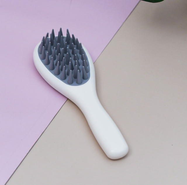 فرشاة سيليكون لتنظيف وتدليك الشعر بعمق