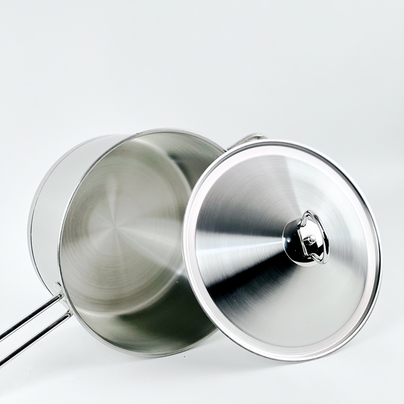 كسرولة استانلس استيل بغطاء ويد لسهولة الحمل  - مقاس 20سم - 2.50 لتر