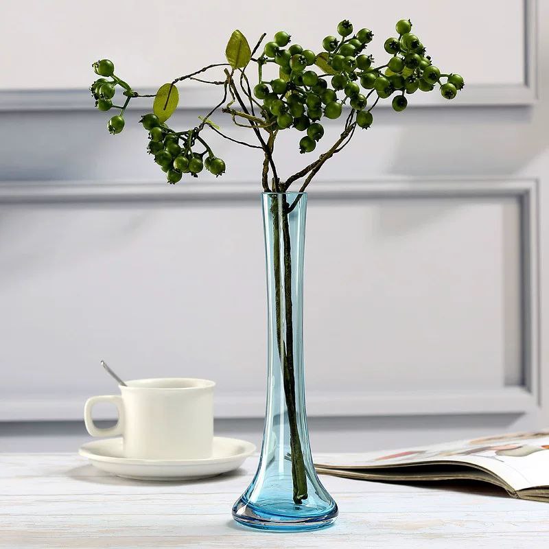 فازة ورد شيك طويلة باللون الأخضر لتجديد ديكور البيت