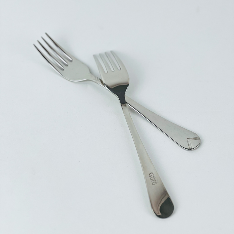 طقم شوك استانليس ستيل 12 قطعة باللون الفضي