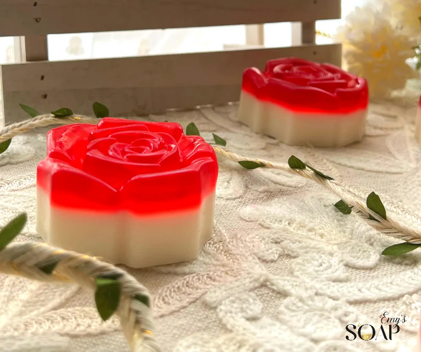 صابونة الكريز بالڤانيليا و زبدة الشيا - 90 جرام