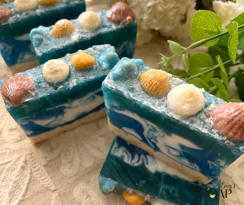 صابونه  صابونه جليسرين طبيعي مكونة من جوزالهند وزيت الجوجوبا وفيتامين هـ