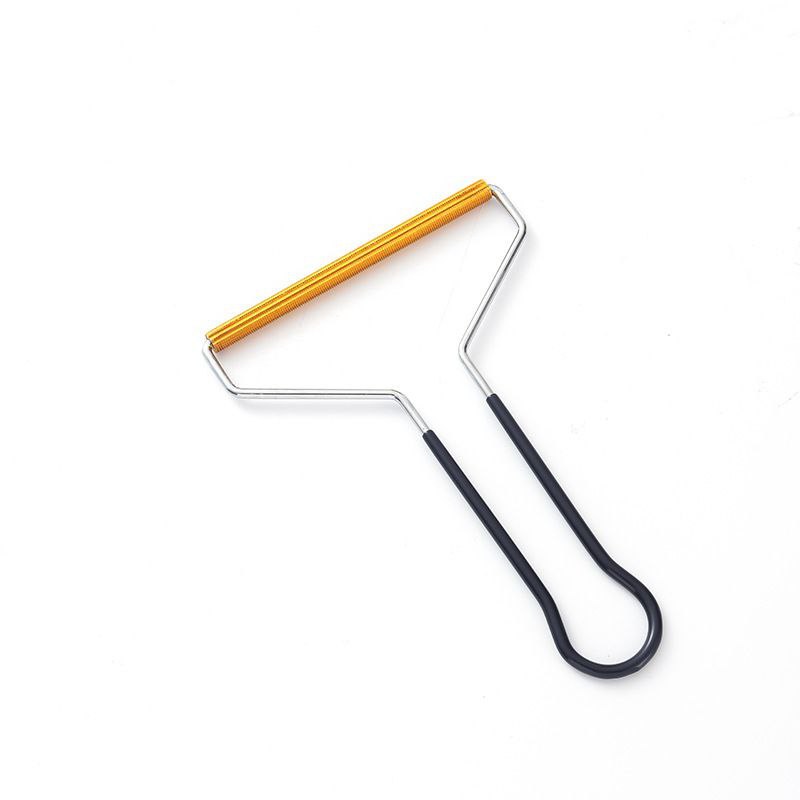 لمامة يدوية لإزالة شعر الحيوانات والوبر من الملابس والمفروشات