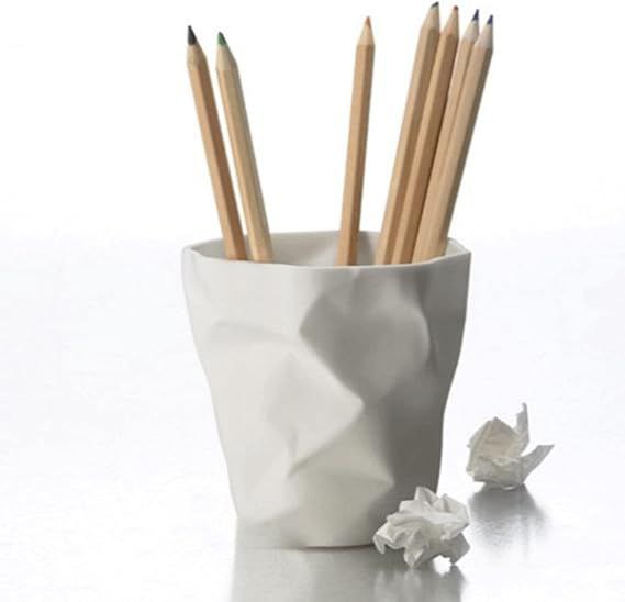 عرض 2 حامل أقلام بتصميم كوب متعرج لتنظيم الأدوات المكتبية