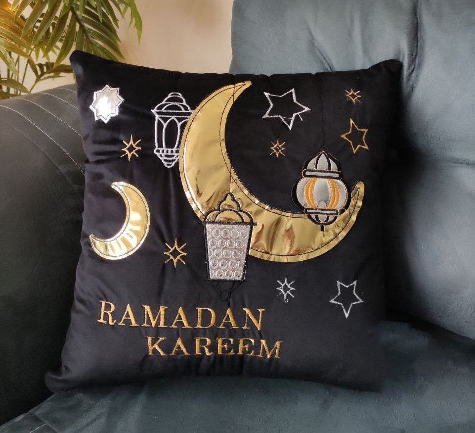 اكياس مخدات رمضان كريم قطيفة بسوستة لتجديد ديكور البيت