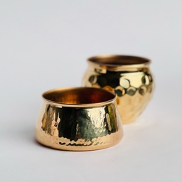 [HH00017853] وعاء حامل شموع من النحاس مزخرف للديكور باللون الذهبي - 5 * 9 سم