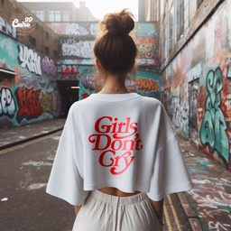 Girls Don't Cry كروب توب اوفر سايز باللون الابيض